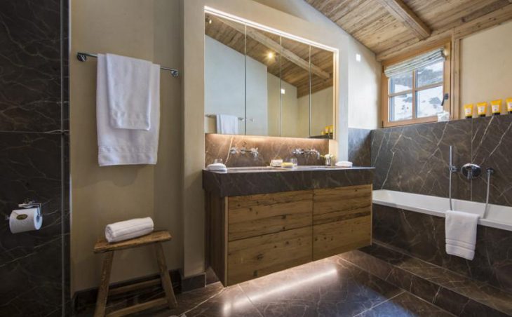 Crux Penthouse, St Christoph, Bathroom